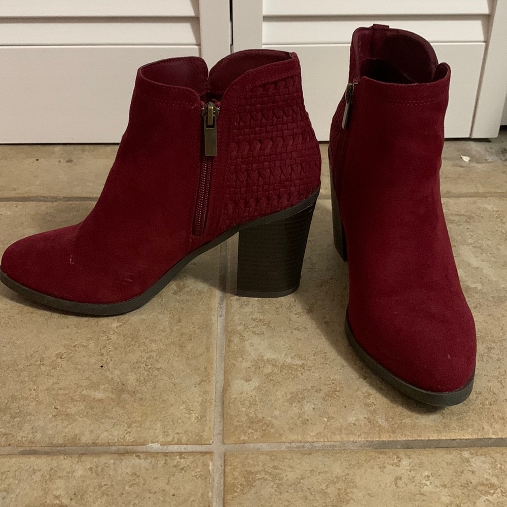 Fall boots in red size 8.